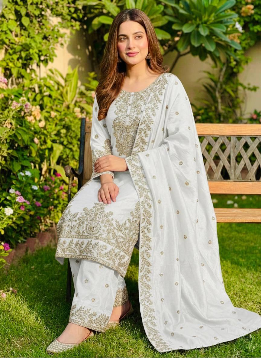 Roman Fabric Suit Set White